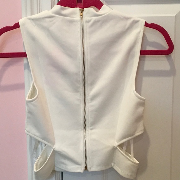 VO Jeans NWT White Crop Mesh Cut Out Tank Sz S/0 - Picture 4 of 6